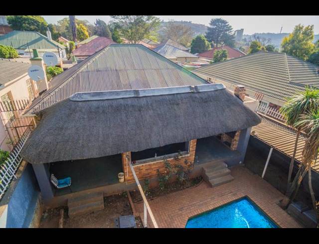 7 BEDROOM HOUSE FOR SALE IN KENSINGTON